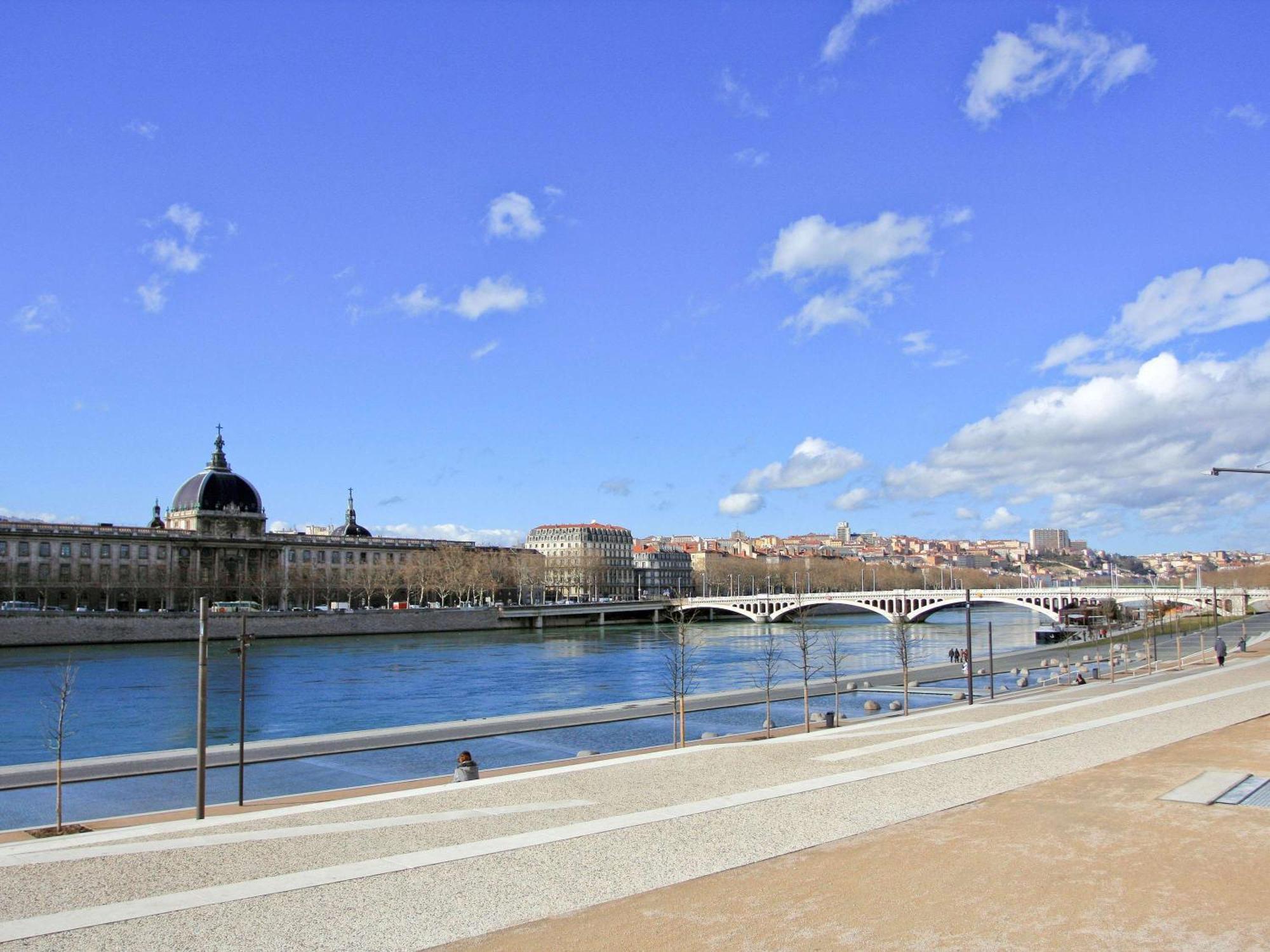 Ibis Budget Lyon Centre Confluence Lião Exterior foto